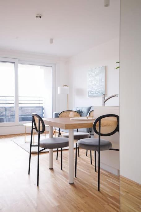 Apartment Bright & Wonderful At Oberlaa Therme Wien